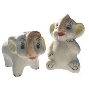 Vtg Elephant 50s Kitsch Anthropomorphic Salt Pepper Shaker Figurine Set Kitchen